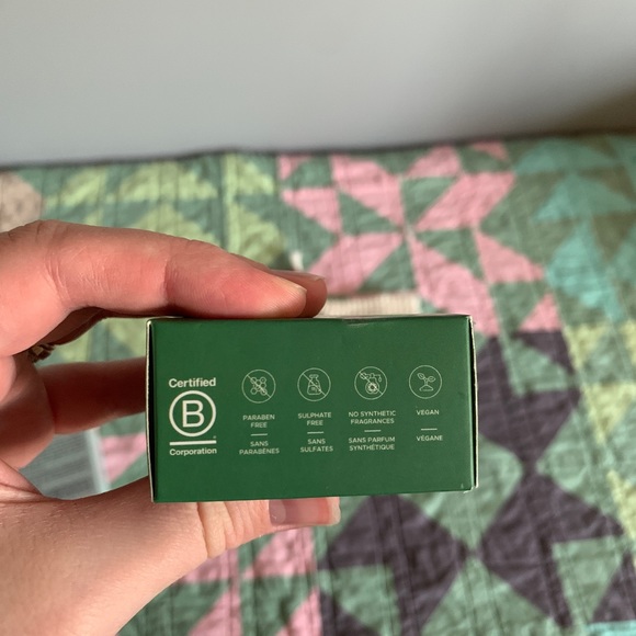 Hydrating Hemp Conditioner Bar - Picture 9 of 11